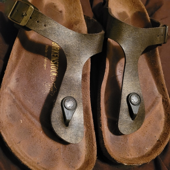 Shoes - Picture 2 of 2